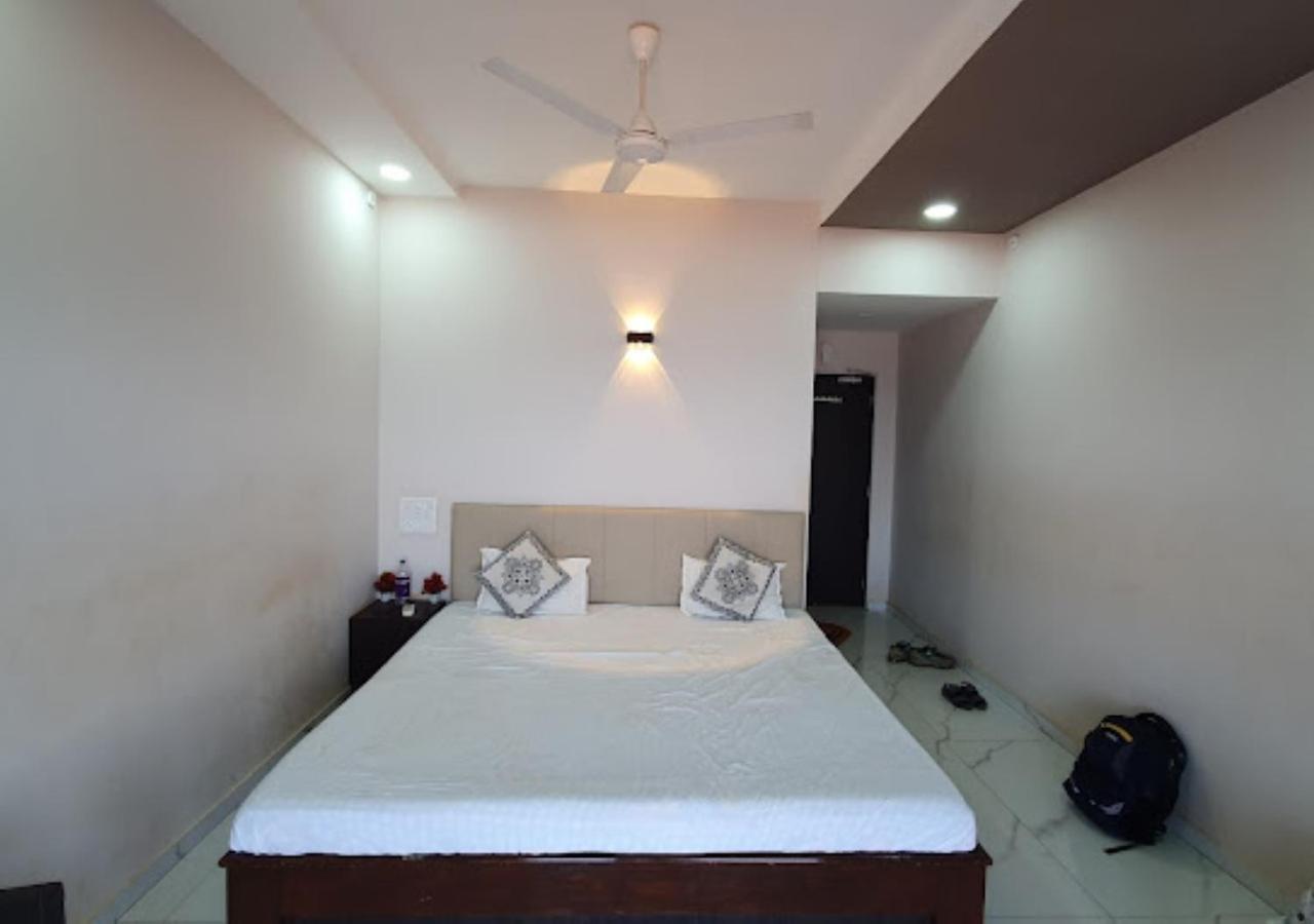 Sea King Beach Resort Ganpatipule Exterior foto
