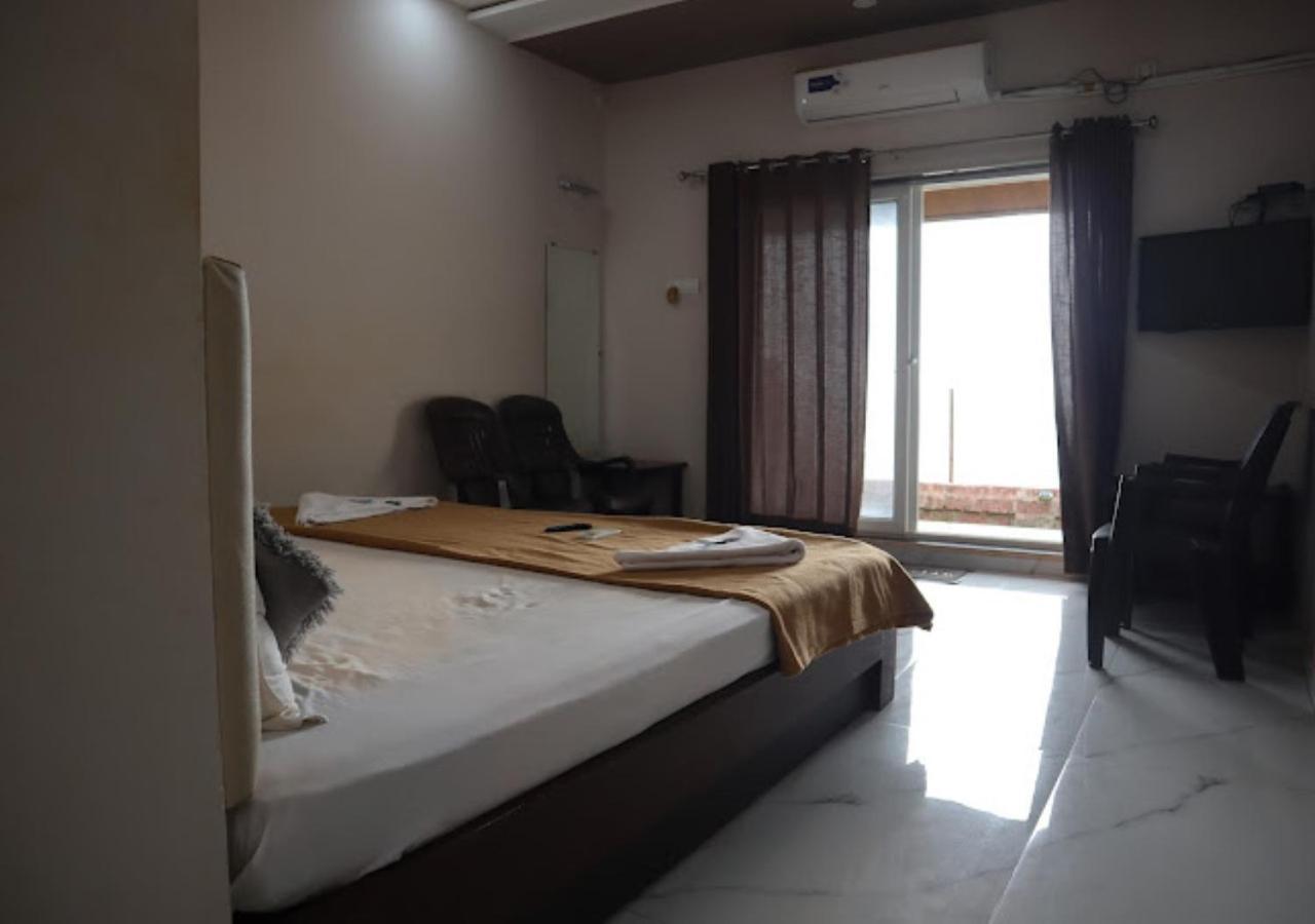 Sea King Beach Resort Ganpatipule Exterior foto